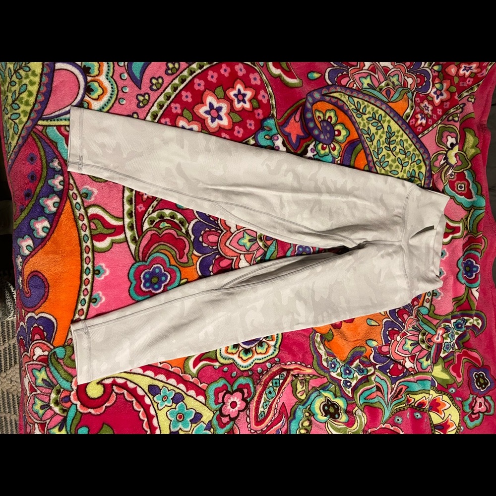 Ptula stealth leggings